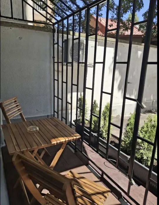 Дава се под наем Тристаен апартамент в София, Център - 90 кв.м за 796.62 € - Снимка #10