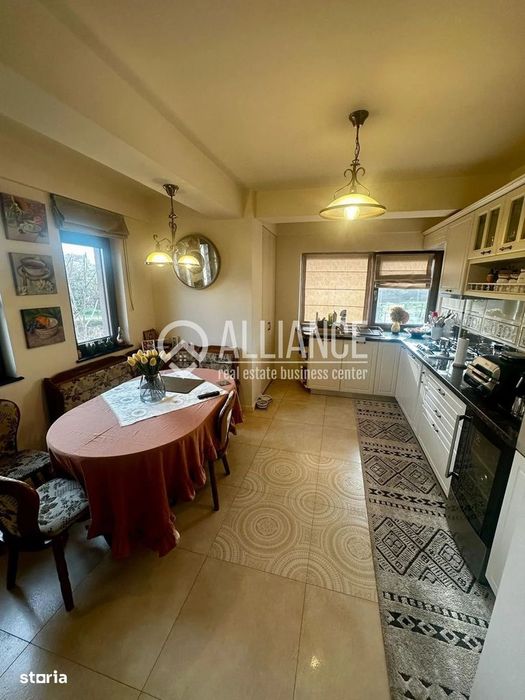 Apartament de vânzare - Km 5, bloc nou (2014)