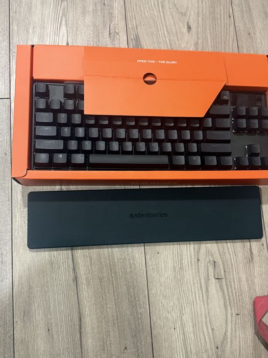 Геймърска клавиетура Apex Pro TKL Wireless