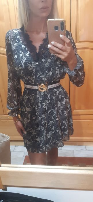 Дамска рокля Guess S размер