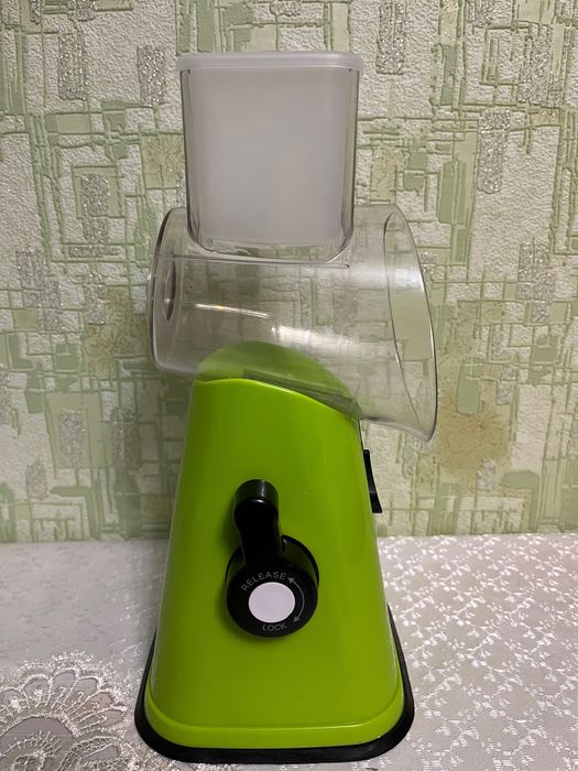 Ручной кухонный комбайн