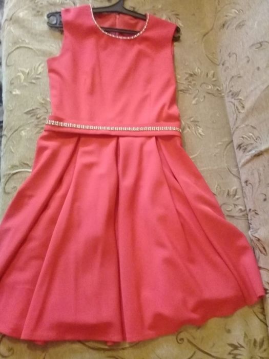 Платье на девочку