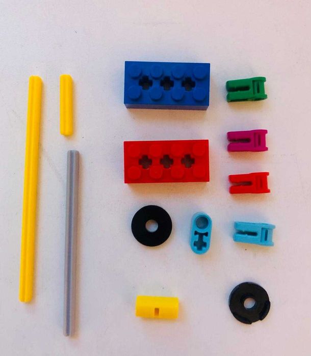 LEGO SPIKE двигатели, датчики, пластиковые детали