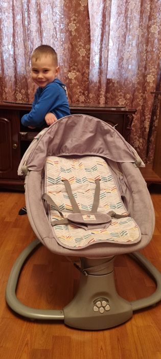 Продаётся детский шезлонги для укачивания