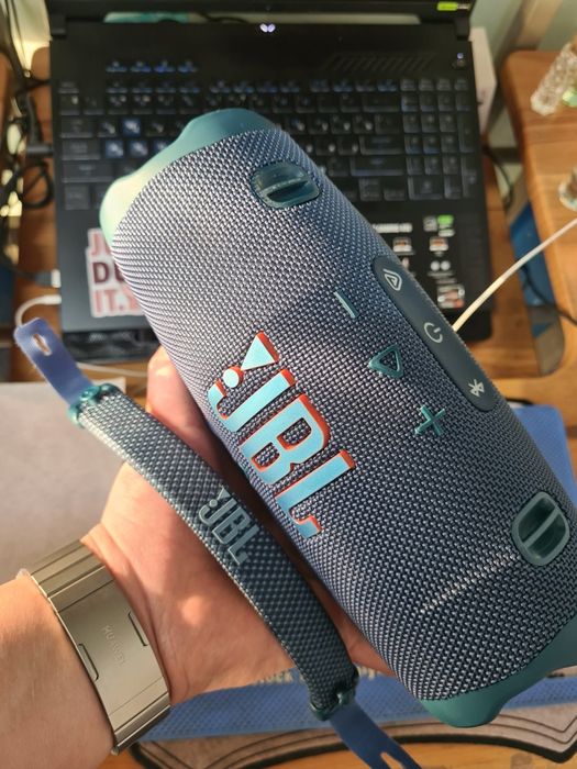 JBL Charge 6 НОВЫЙ