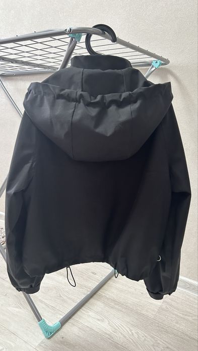 Ветровка на 9-10 лет