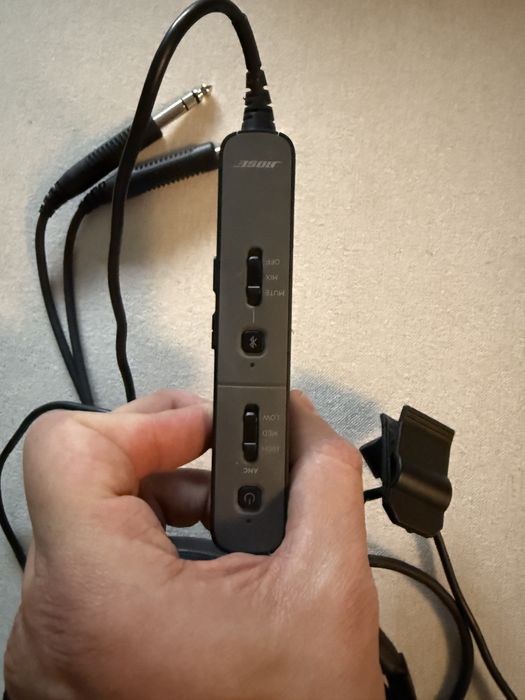 OFERTA//OFERTA vand casti Bose Proflight