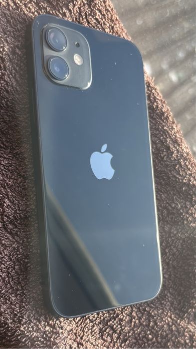iPhone 12 64gb новый