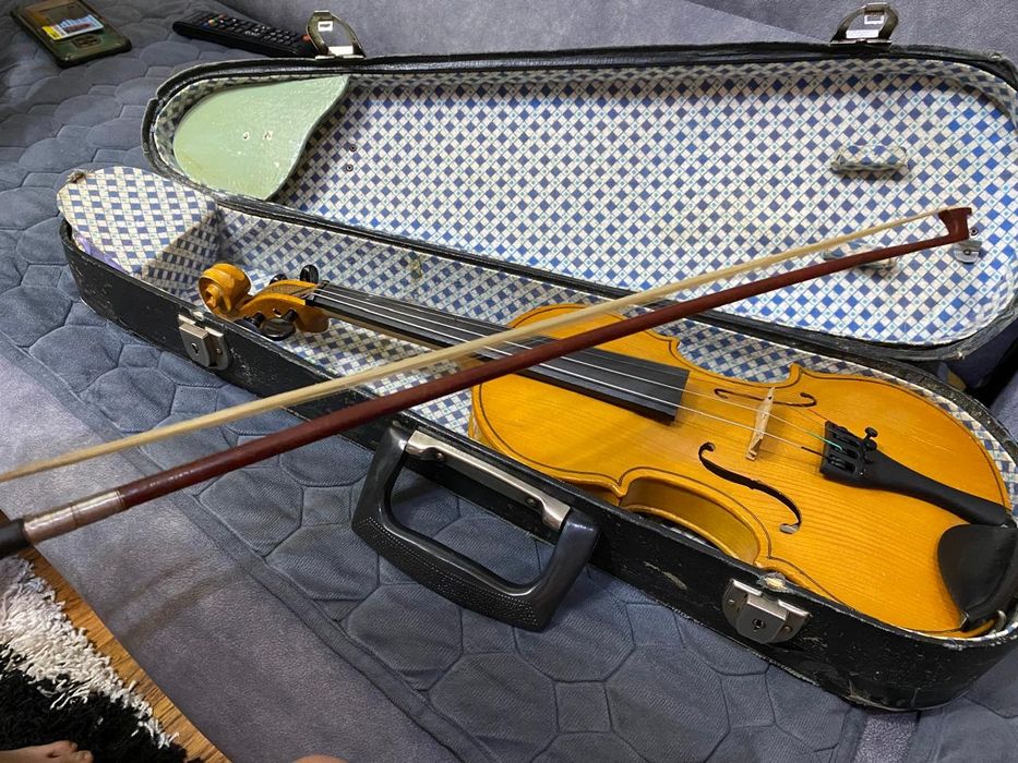 Продаю скрипку 2/4