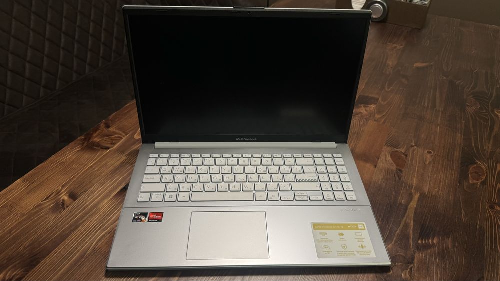 Продаю ноутбук Asus E1504FA, Ryzen 5