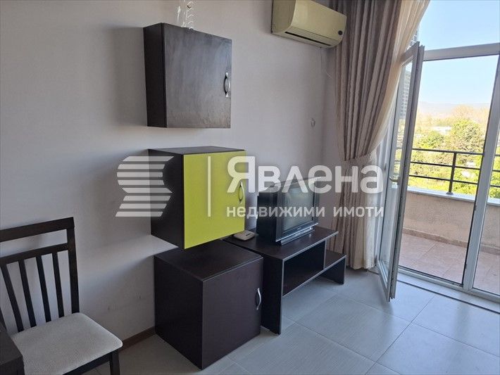 Продава се Двустаен апартамент в к.к. Слънчев бряг - 66 кв.м за 1000 €/кв.м - Снимка #2