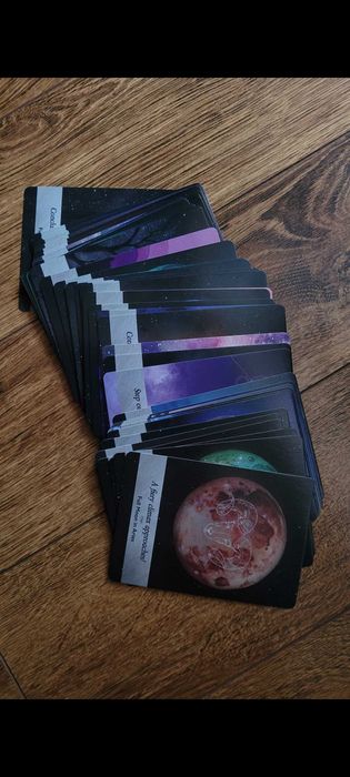 Различни карти таро