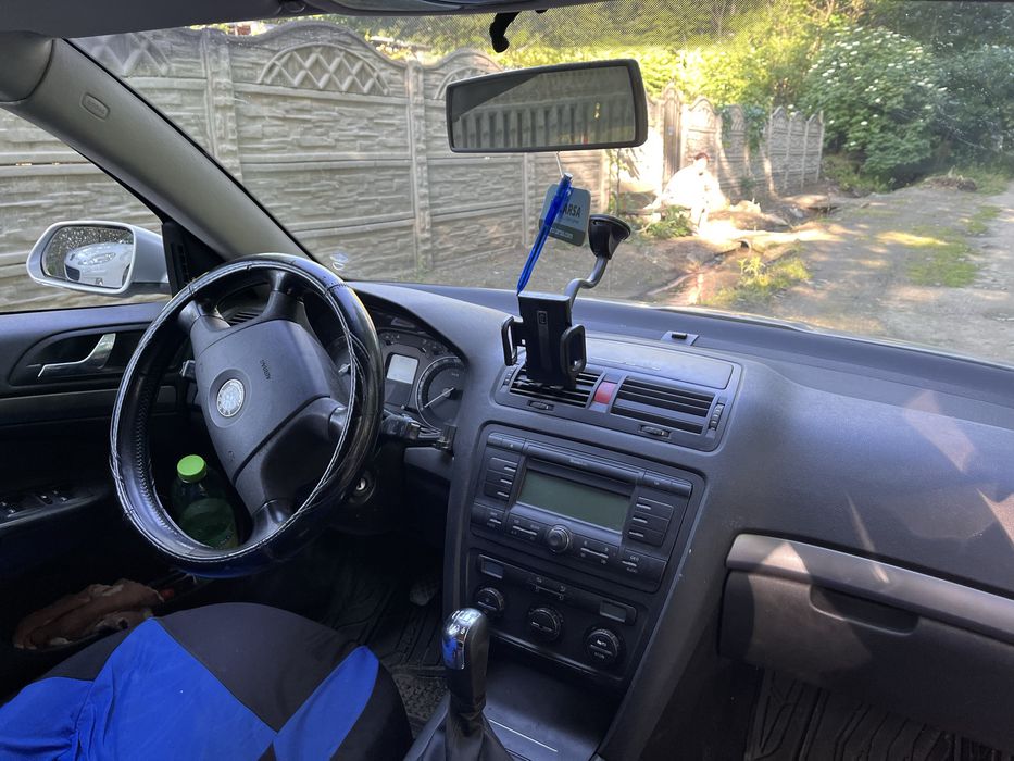 Skoda  Octavia  2 2005