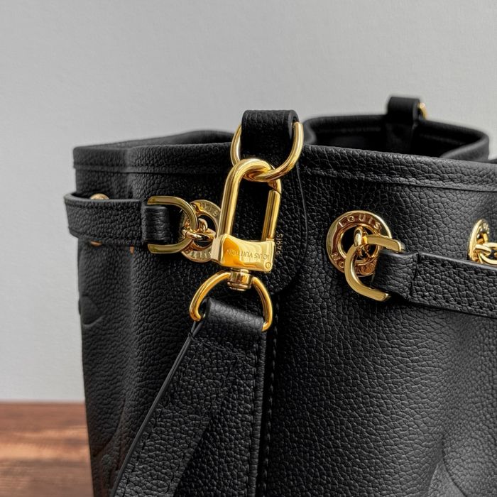 Louis Vuitton Bundle