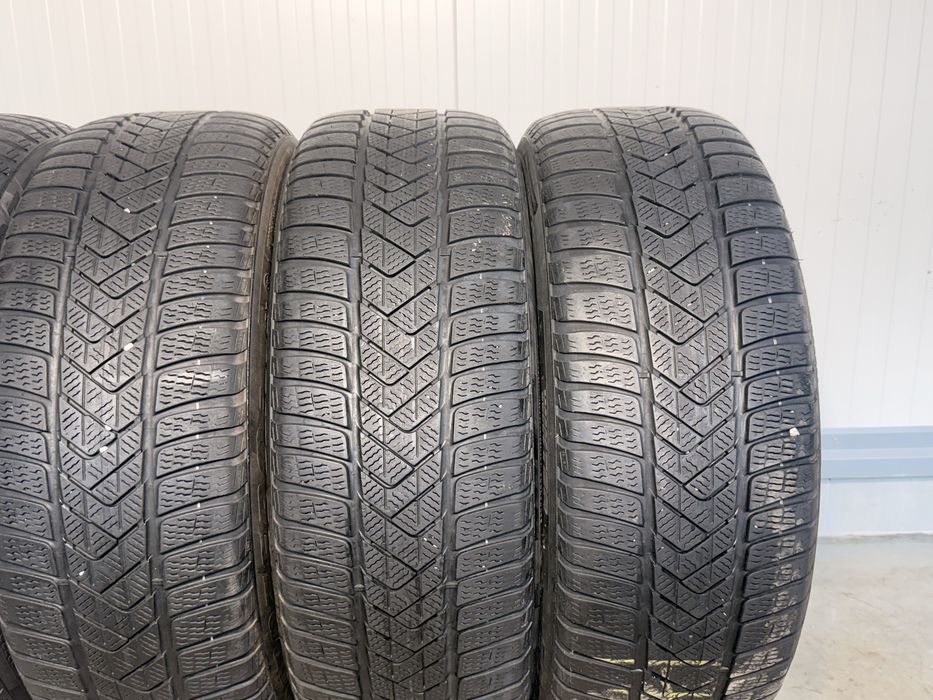 245/50/19 зимни гуми PIRELLI SOTOZERO 3 RunFlat