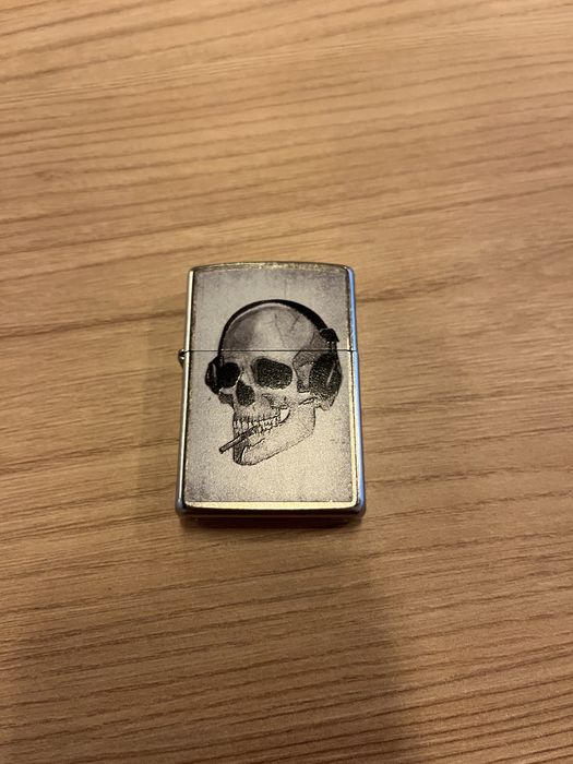 Bricheta Zippo Skull Headphones
