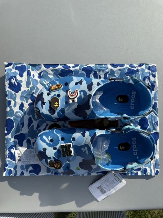 Bape crocs blue