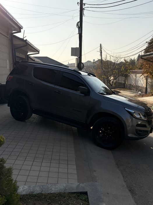 Trailblazer chevrolet джип 4wd 3.6