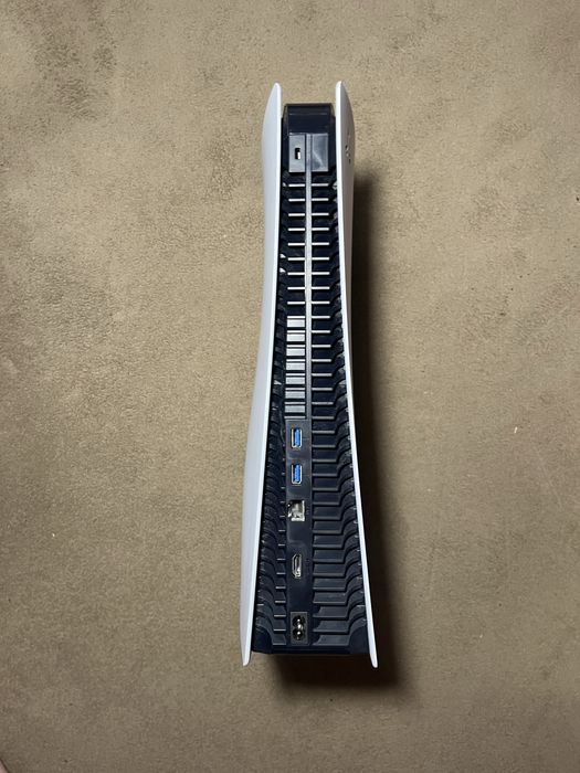 Ps5 с един джойстик