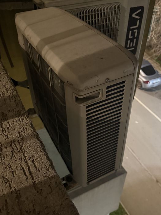 Климатик Фуджитсу работещ.