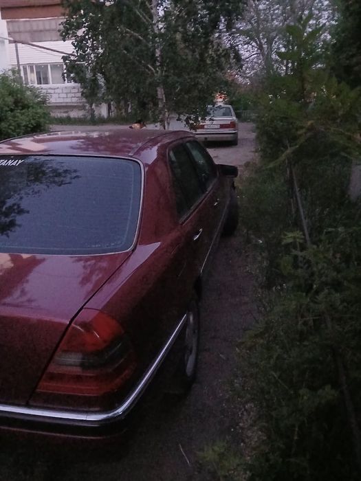 Мэрс  с180 хорошем состояние