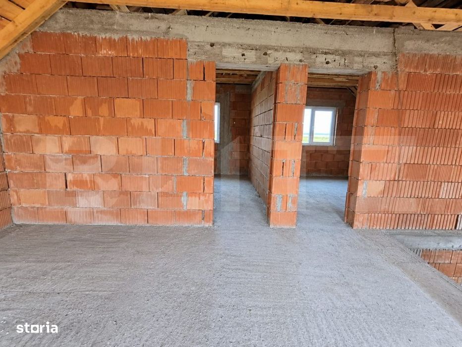 Casa P+M cu teren 486mp, Halchiu