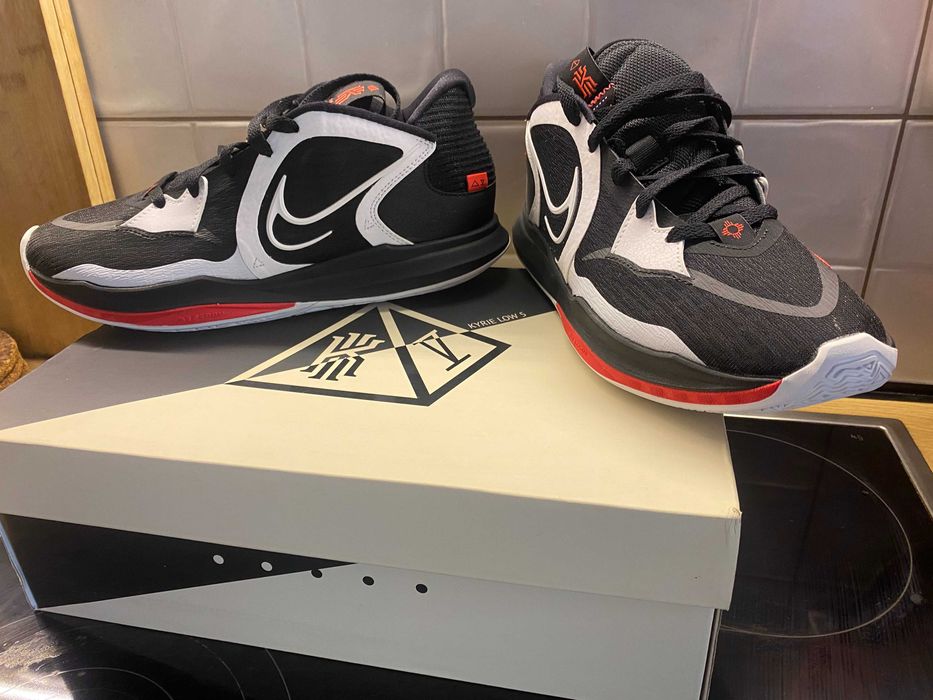 Nike Kyrie Low 5