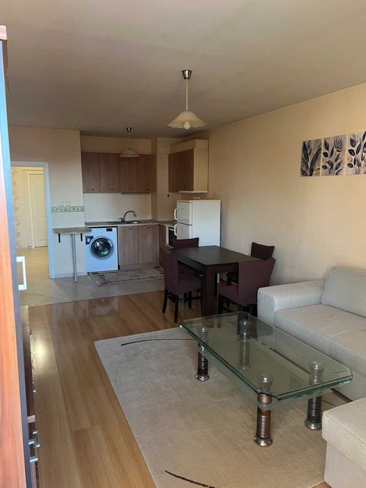 Дава се под наем Двустаен апартамент в Варна, Левски - 80 кв.м за 484.5 € - Снимка #1