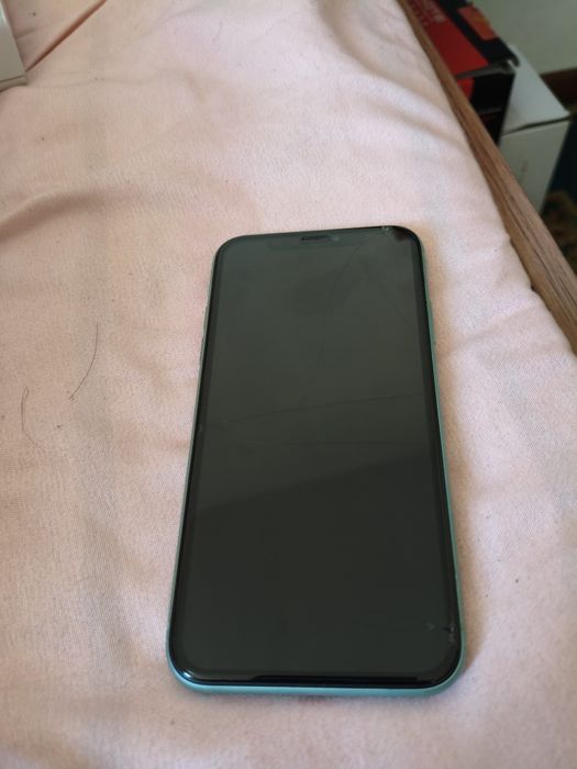 iPhone 11 сатылады