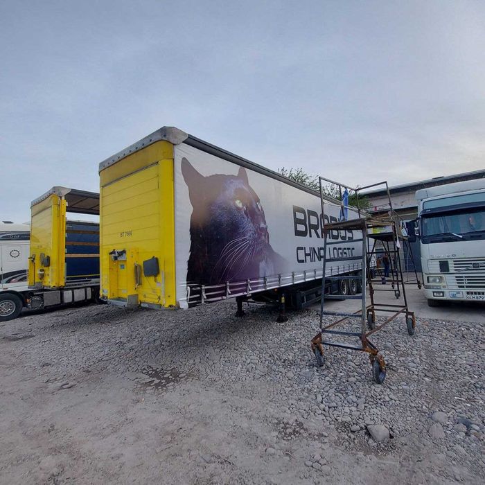 Реклама на автотентах