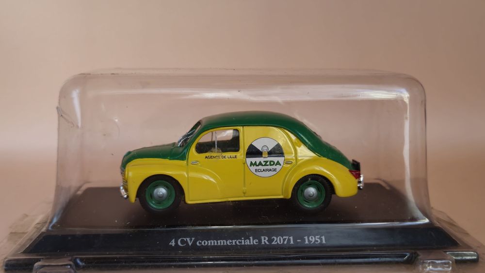 Vand machetă Renault 4CV Commerciale R2071 1951, 1:43 Eligor