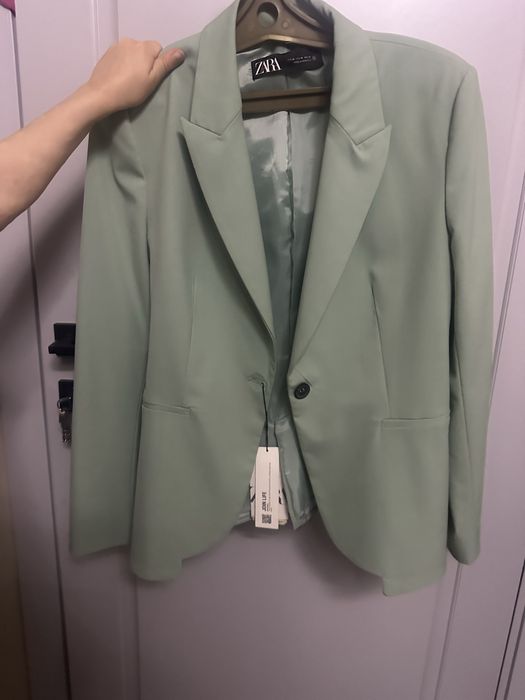 Продам пиджаки Zara