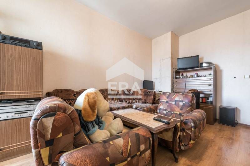 Двустаен, ексклузивен, югоизточен апартамент за продажба, с отделна ку