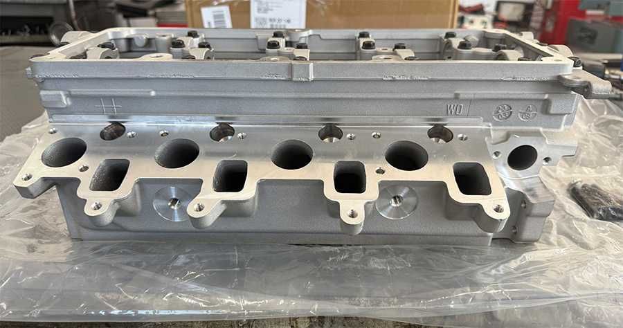 Глава за Audi Ауди VW Skoda 2.0 TDI 140 к.с. 170 к.с. common rail EGR