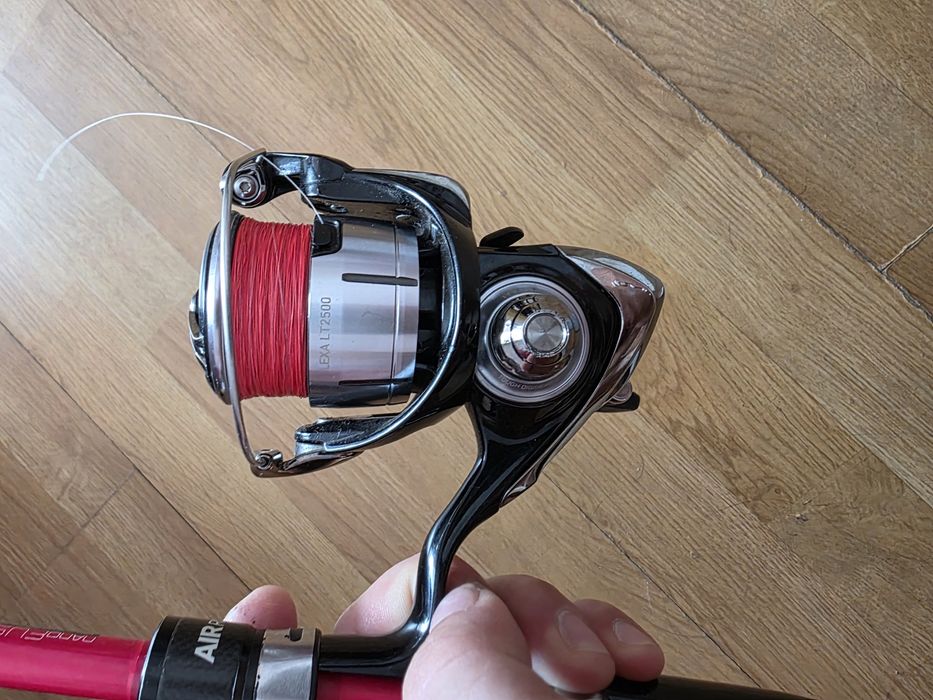 Vând combo spinning Airrus k-nano Fusion  plus Daiwa lexa 2500