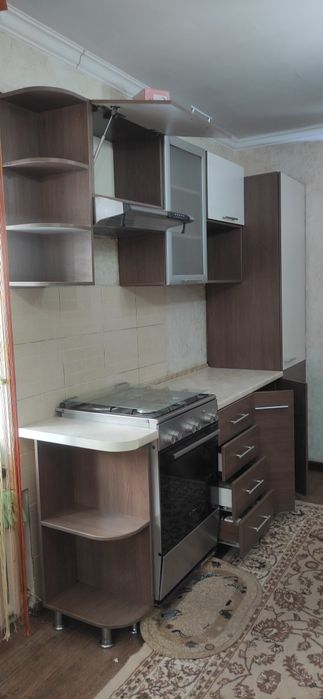 Кухонный гарнитур