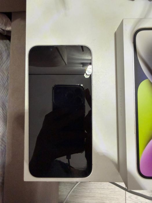iPhone 14 в идеальном состоянии