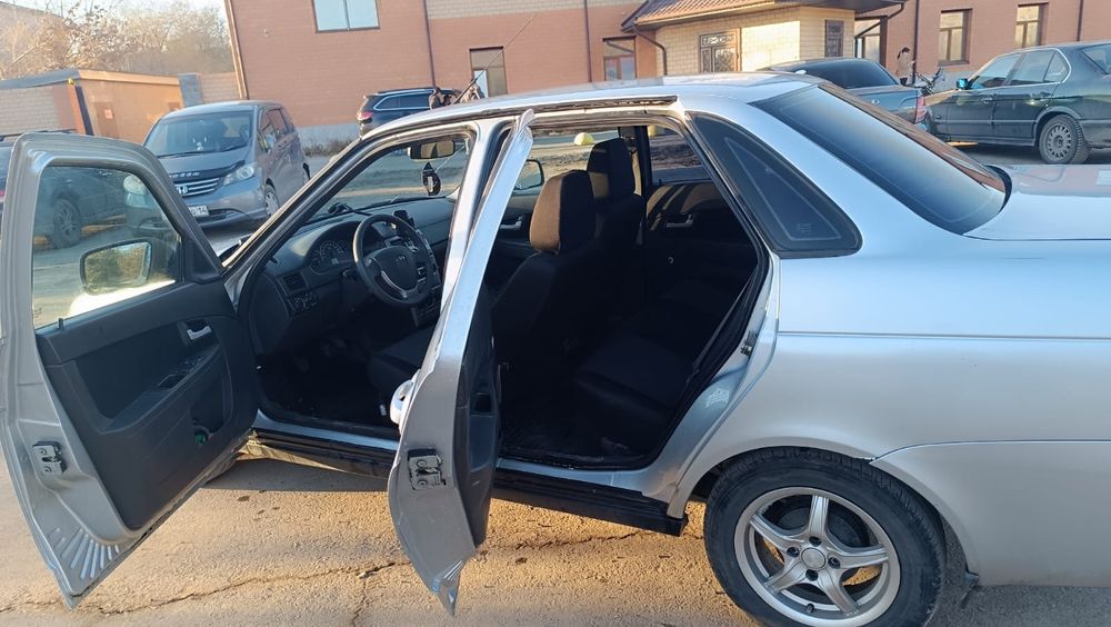 Продам Lada приора