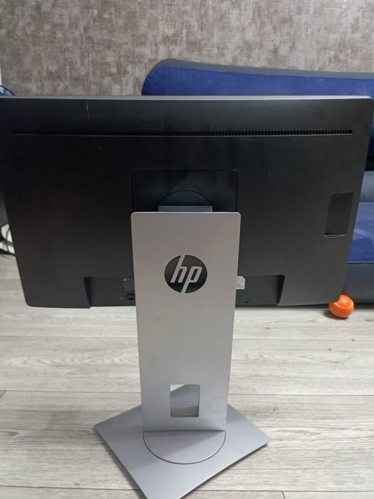 Монитор модели hp