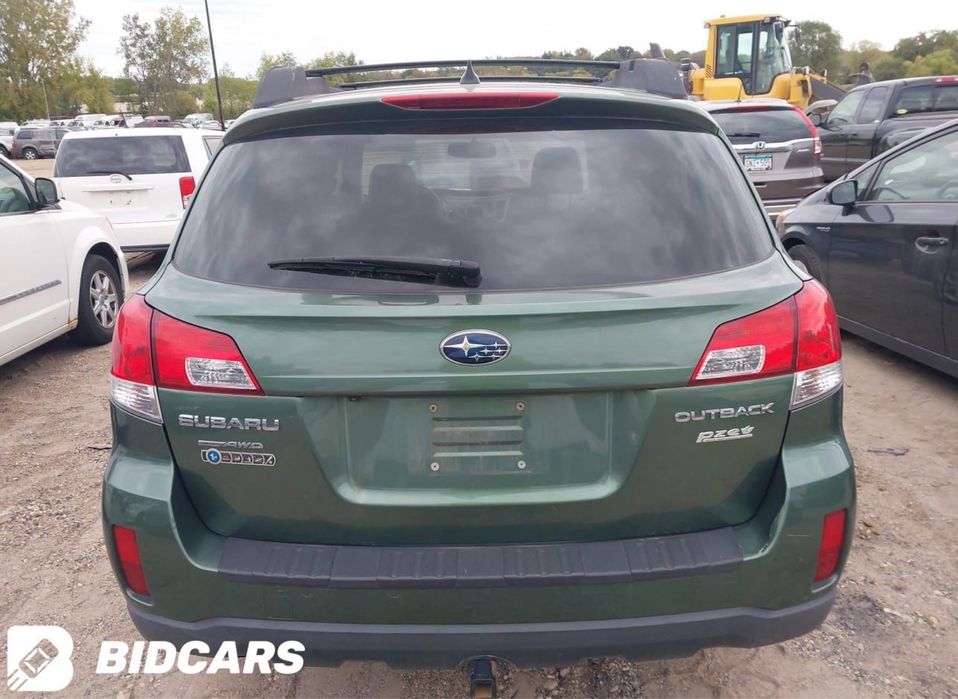 Subaru Outback 2013 год Потида тур цена 2.6 мил