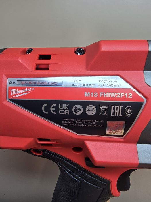 Акумулаторен ударен гайковерт MILWAUKEE M18 FHIW2F12-0X