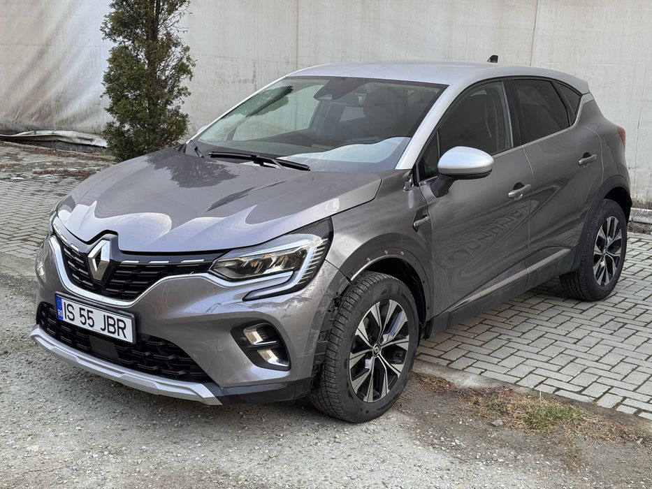 Renault Captur 1.3 Hybrid Automat usor avariat