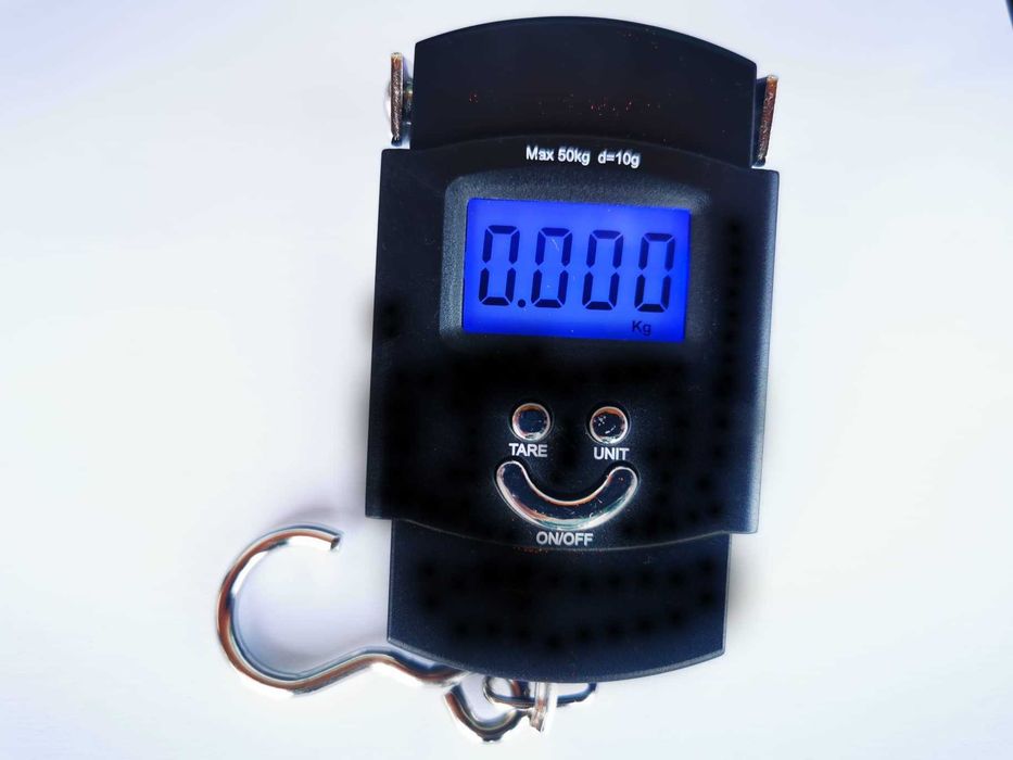 Риболовен кантар с кука с капацитет на натоварване до 50кг