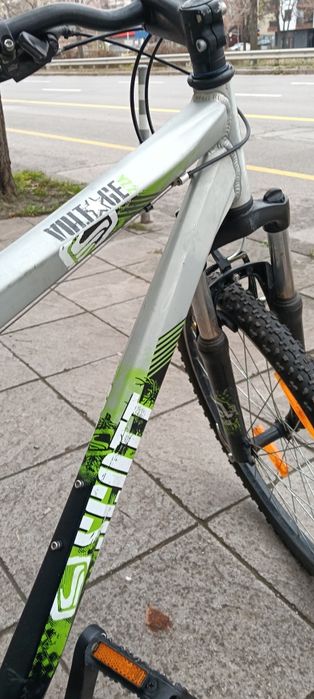 Продавам алуминиев велосипед  Scott 26 цола,L