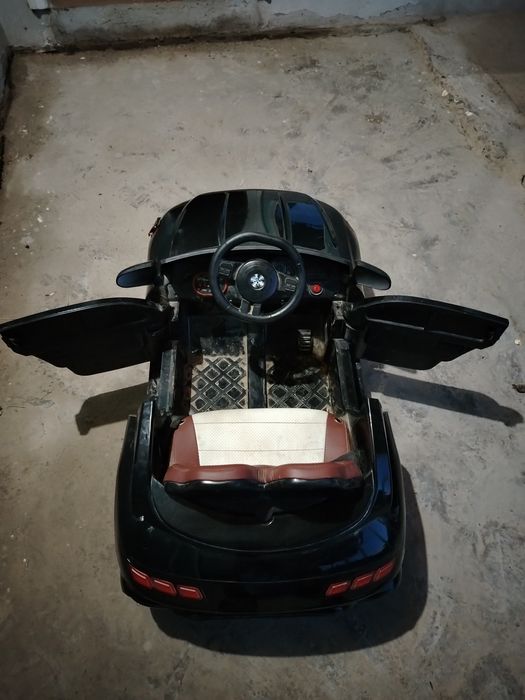 Assalomu alaykum bolalar mashinasi Sotiladi