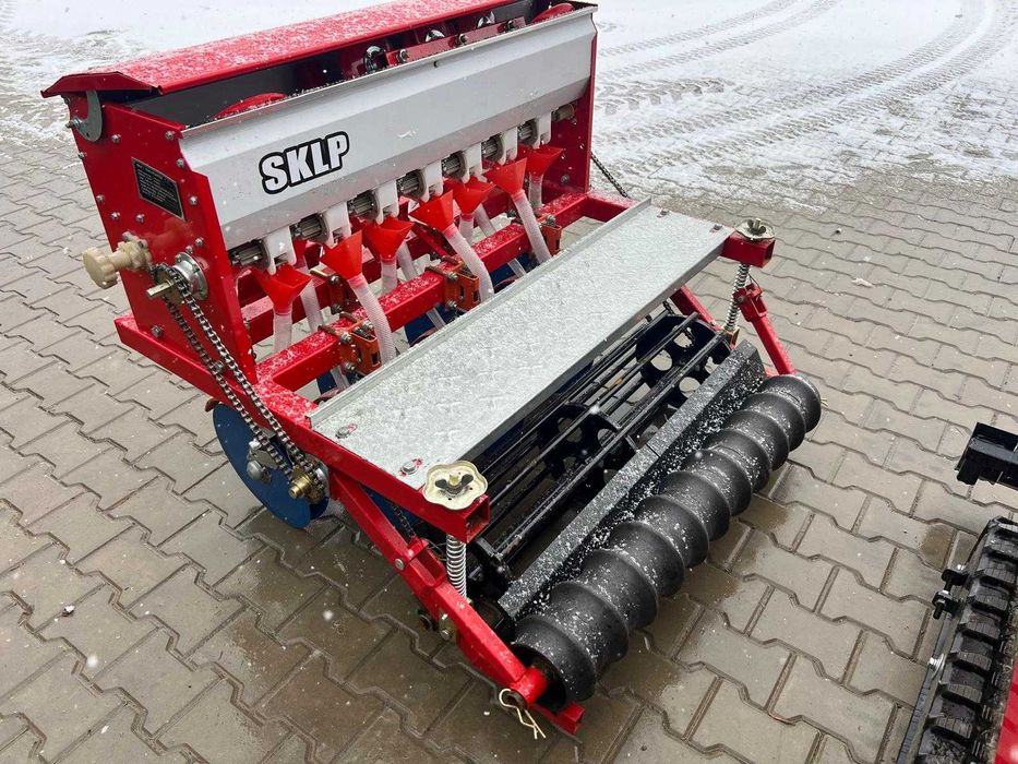 SKLP сеялки за слама/семена -  1 м , 7 реда (нова)