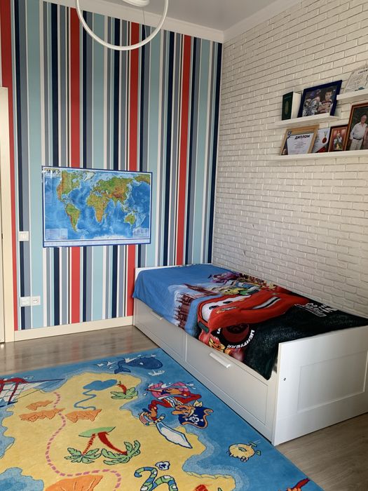 Продам 3 комн квартиру в кирпичном доме