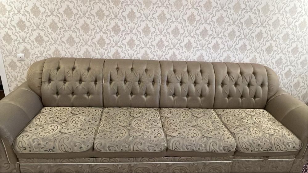 Диван для гостиной