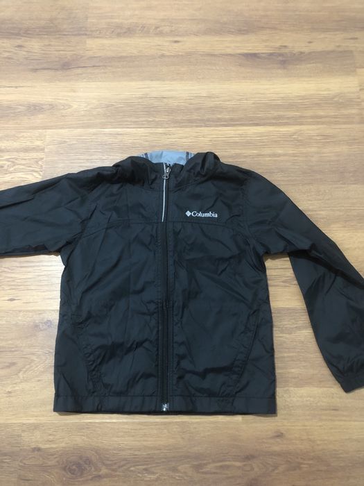 Яке и Columbia детска ветровка