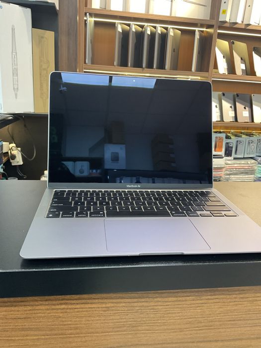 Macbook air M1 13 dyum